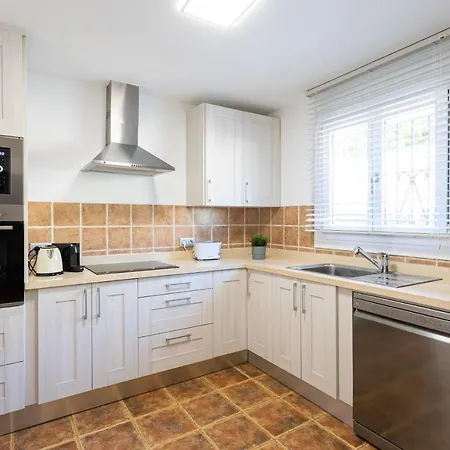 Prázdninový dům Private 4 Bedrooms House Shared Pool Montevideo Hills Golf By Aorastay