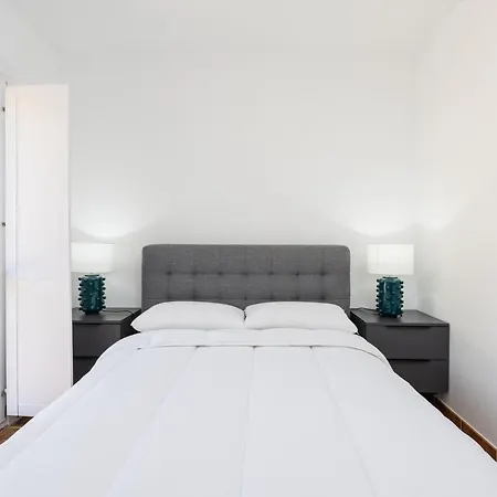 Private 4 Bedrooms House Shared Pool Montevideo Hills Golf By Aorastay Casa vacanze Estepona