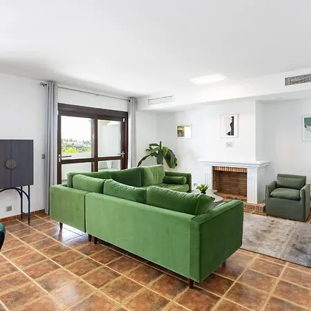 Private 4 Bedrooms House Shared Pool Montevideo Hills Golf By Aorastay Estepona