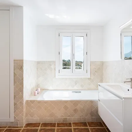 Private 4 Bedrooms House Shared Pool Montevideo Hills Golf By Aorastay *
