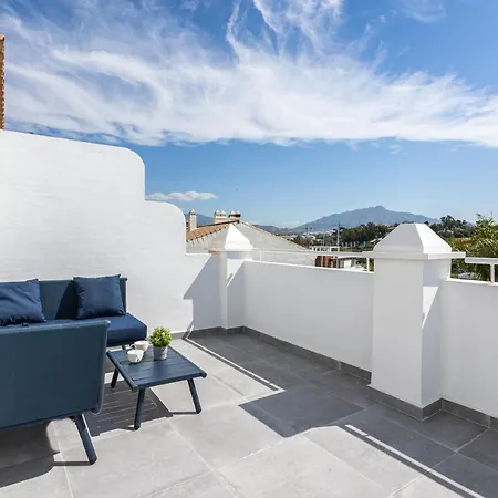 Casa vacanze Private 4 Bedrooms House Shared Pool Montevideo Hills Golf By Aorastay Estepona