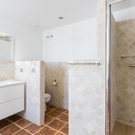 Casa vacanze Private 4 Bedrooms House Shared Pool Montevideo Hills Golf By Aorastay