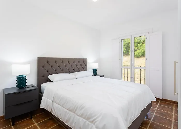 Private 4 Bedrooms House Shared Pool Montevideo Hills Golf By Aorastay * Estepona